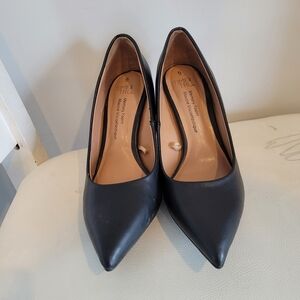 Time and Tru Women's Classic Black Heels